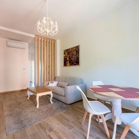 Joivy Lele Apartment With Swimming Pool Rapallo Luaran gambar