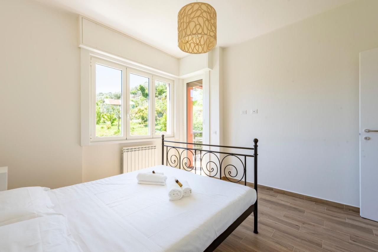 Joivy Lele Apartment With Swimming Pool Rapallo Luaran gambar